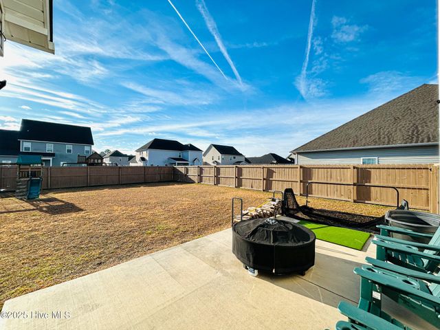 422 Worsley Way, Jacksonville, NC 28546