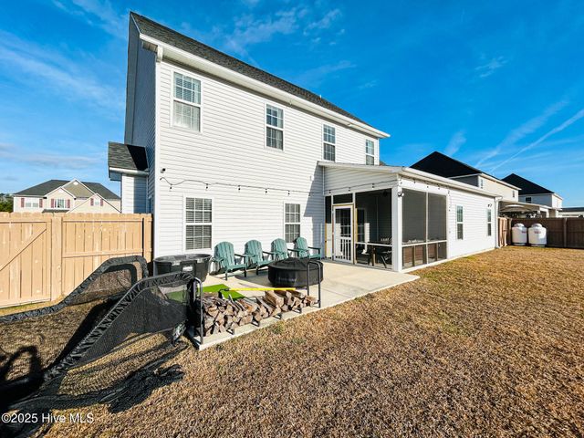 422 Worsley Way, Jacksonville, NC 28546