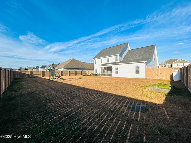 422 Worsley Way, Jacksonville, NC 28546