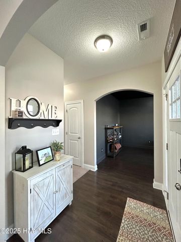 422 Worsley Way, Jacksonville, NC 28546