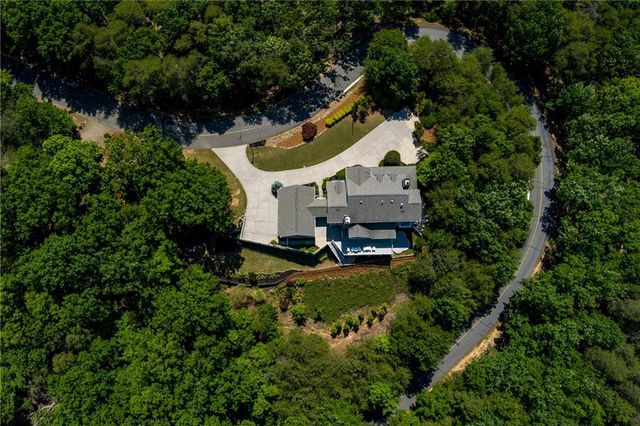 23 Waterside Drive SE, Cartersville, GA 30121