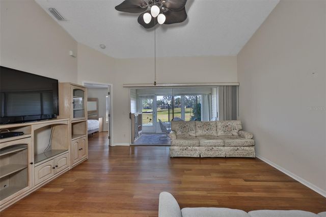 2505 NEW HAVEN CIRCLE 109, Sun City Center, FL 33573