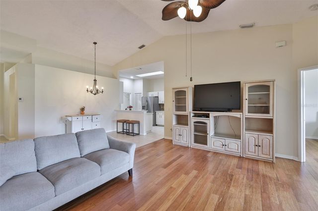 2505 NEW HAVEN CIRCLE 109, Sun City Center, FL 33573