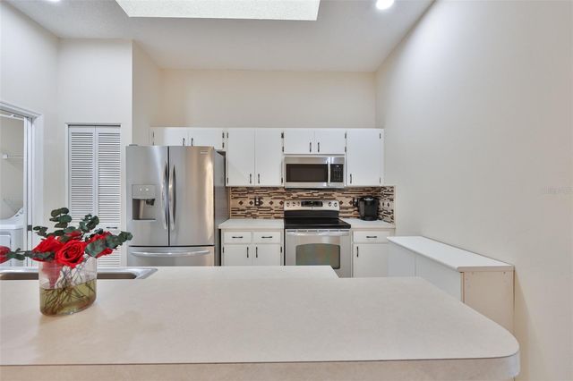 2505 NEW HAVEN CIRCLE 109, Sun City Center, FL 33573