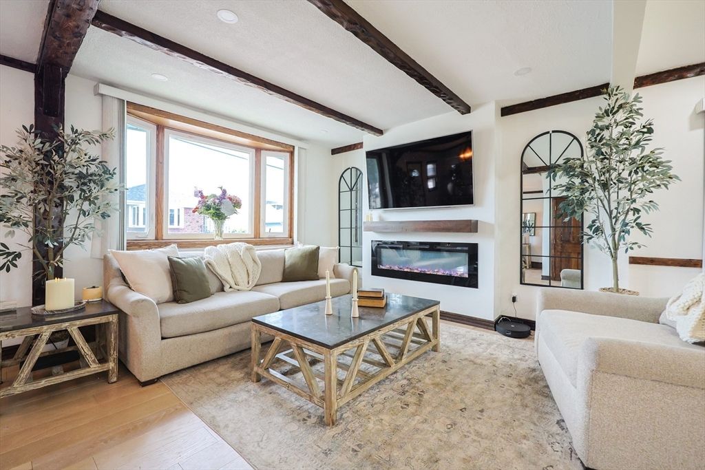 115 Charger St, Revere, MA 02151