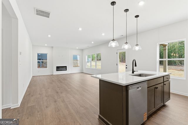 105 Everwood Court, Dallas, GA 30132