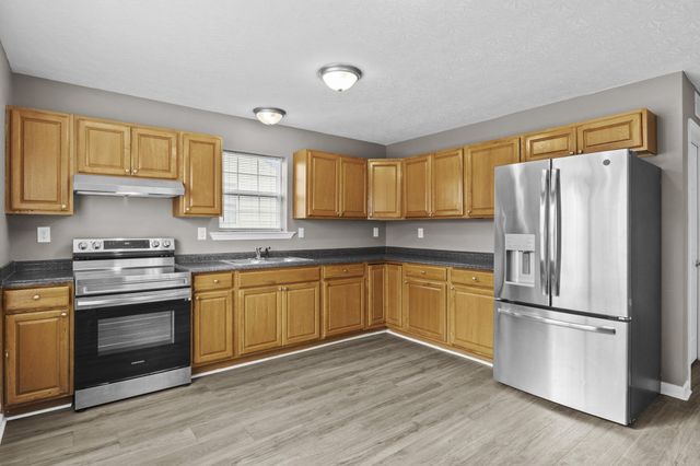 1699 Bryan Station Road, Lexington, KY 40505