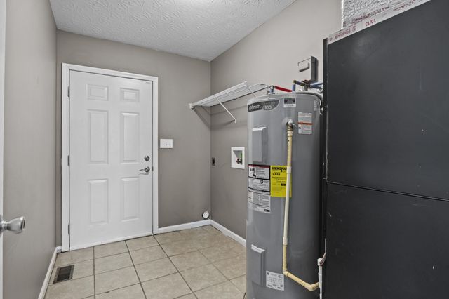 1699 Bryan Station Road, Lexington, KY 40505