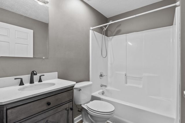 1699 Bryan Station Road, Lexington, KY 40505