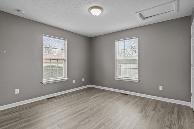 1699 Bryan Station Road, Lexington, KY 40505