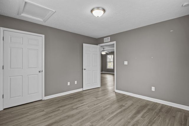 1699 Bryan Station Road, Lexington, KY 40505