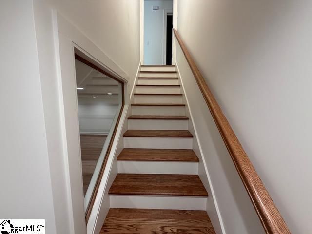 316 Big Raven Lane, Saluda, NC 28773