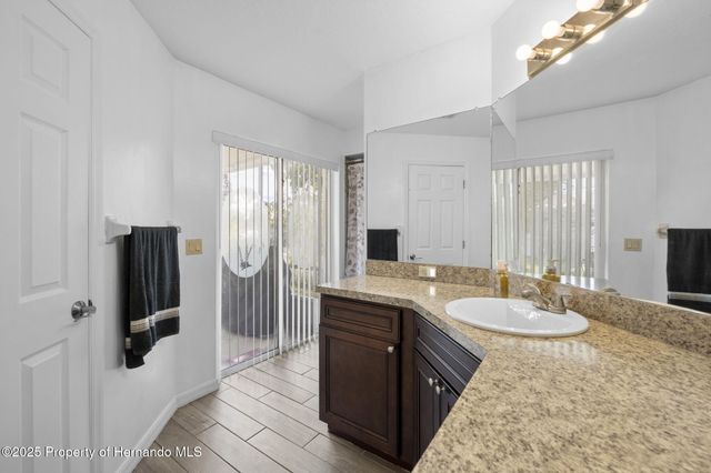 5178 Roble Avenue, Spring Hill, FL 34608