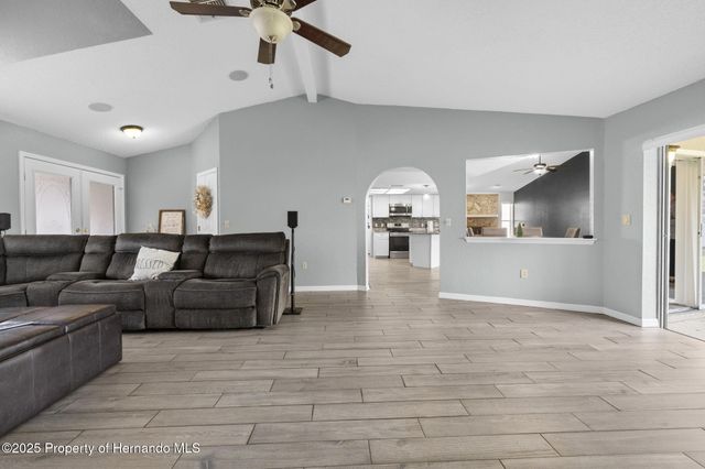 5178 Roble Avenue, Spring Hill, FL 34608