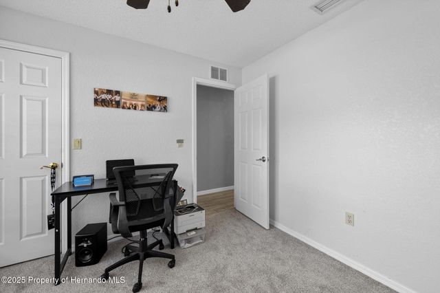 5178 Roble Avenue, Spring Hill, FL 34608