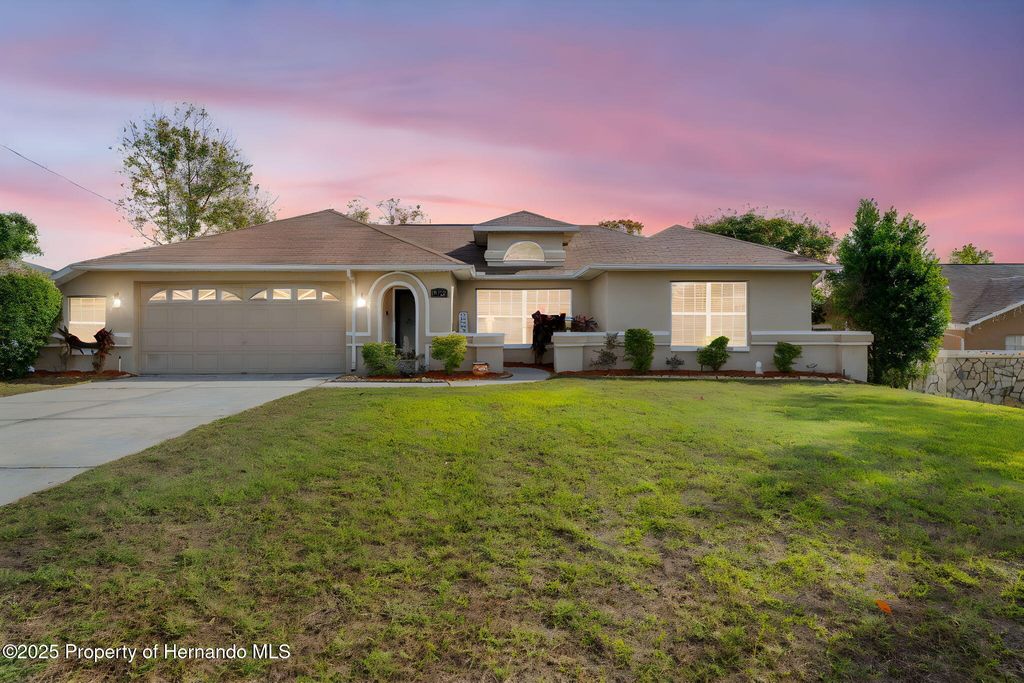 5178 Roble Avenue, Spring Hill, FL 34608