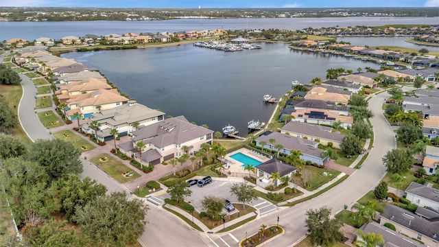 1005 RIVERSCAPE STREET, Bradenton, FL 34208