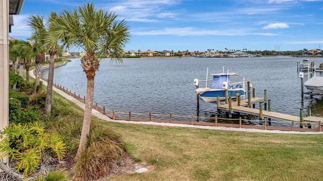 1005 RIVERSCAPE STREET, Bradenton, FL 34208