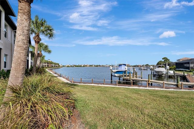 1005 RIVERSCAPE STREET, Bradenton, FL 34208