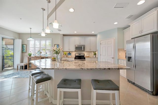 1005 RIVERSCAPE STREET, Bradenton, FL 34208