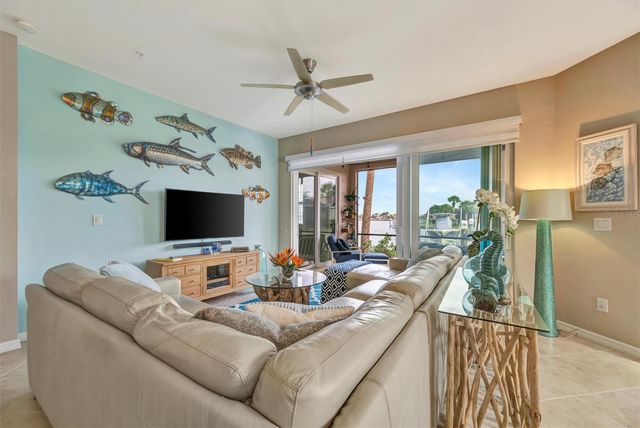 1005 RIVERSCAPE STREET, Bradenton, FL 34208