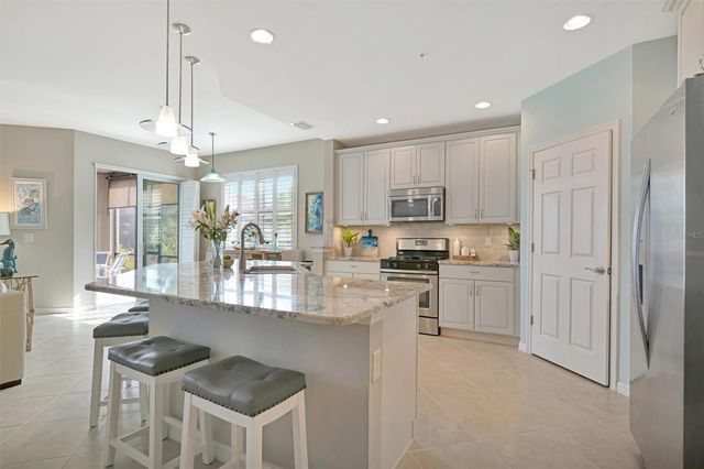 1005 RIVERSCAPE STREET, Bradenton, FL 34208