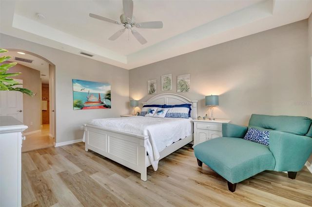 1005 RIVERSCAPE STREET, Bradenton, FL 34208