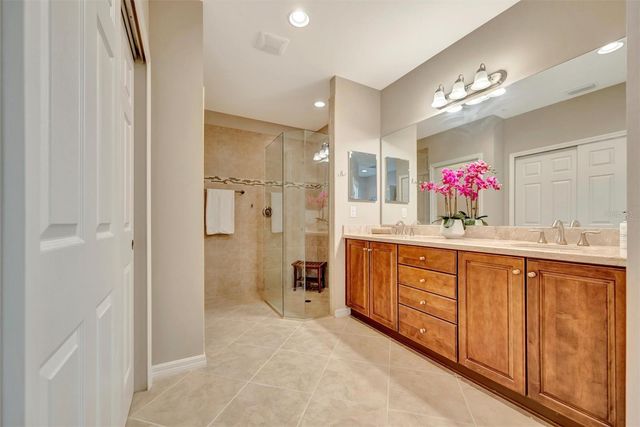 1005 RIVERSCAPE STREET, Bradenton, FL 34208