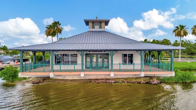 1005 RIVERSCAPE STREET, Bradenton, FL 34208