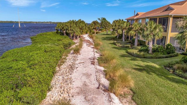 1005 RIVERSCAPE STREET, Bradenton, FL 34208