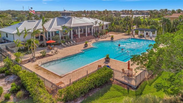 1005 RIVERSCAPE STREET, Bradenton, FL 34208