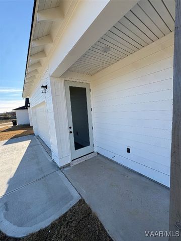 146 Blackberry Boulevard, Pike Road, AL 36064