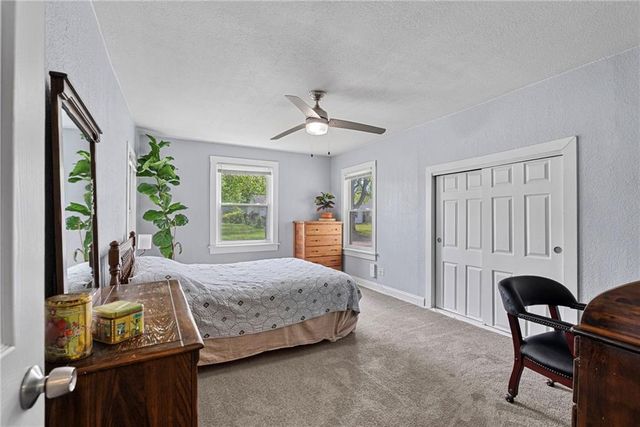 3050 N 49th Terrace, Kansas City, KS 66104