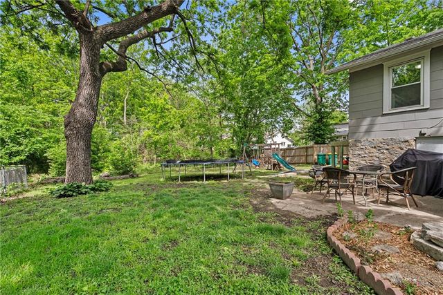 3050 N 49th Terrace, Kansas City, KS 66104