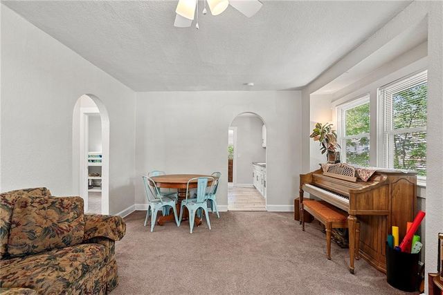 3050 N 49th Terrace, Kansas City, KS 66104