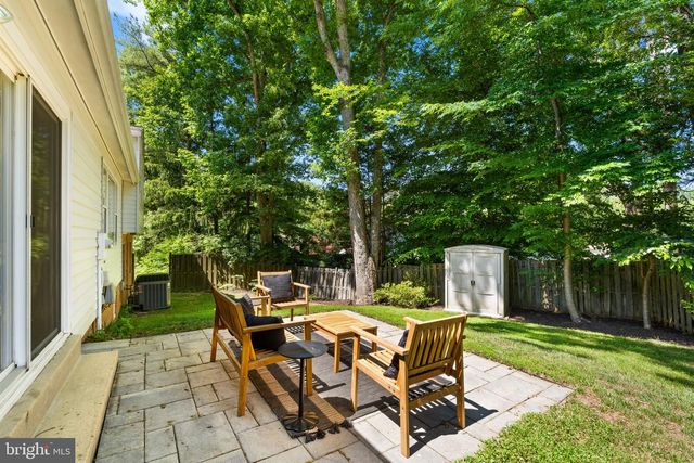 6608 GREY FOX DR, Springfield, VA 22152