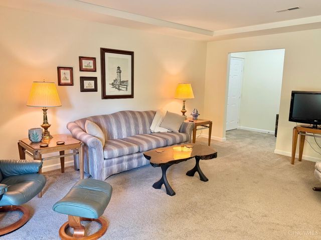 5530 Westwood Northern Boulevard, Cincinnati, OH 45248