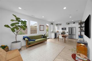 17544 Cameron 102, Huntington Beach, CA 92647