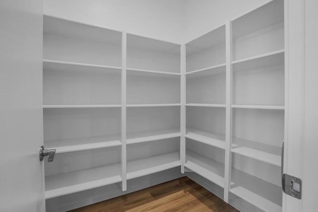 5204 Beachfront Cove St. 22, San Diego, CA 92154