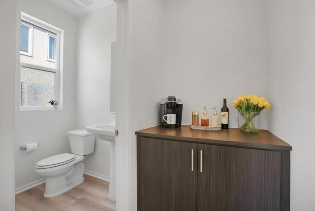 5204 Beachfront Cove St. 22, San Diego, CA 92154