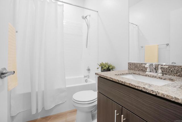 5204 Beachfront Cove St. 22, San Diego, CA 92154