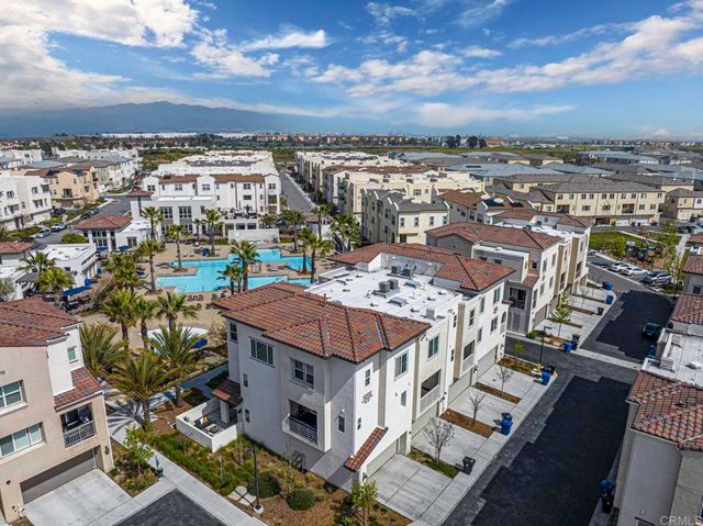 5204 Beachfront Cove St. 22, San Diego, CA 92154