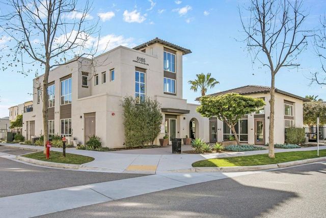 5204 Beachfront Cove St. 22, San Diego, CA 92154