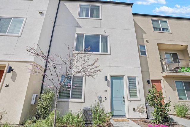 5204 Beachfront Cove St. 22, San Diego, CA 92154