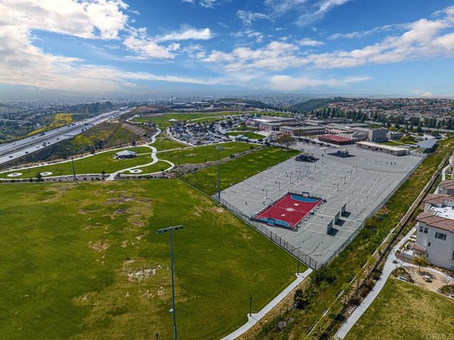 5204 Beachfront Cove St. 22, San Diego, CA 92154