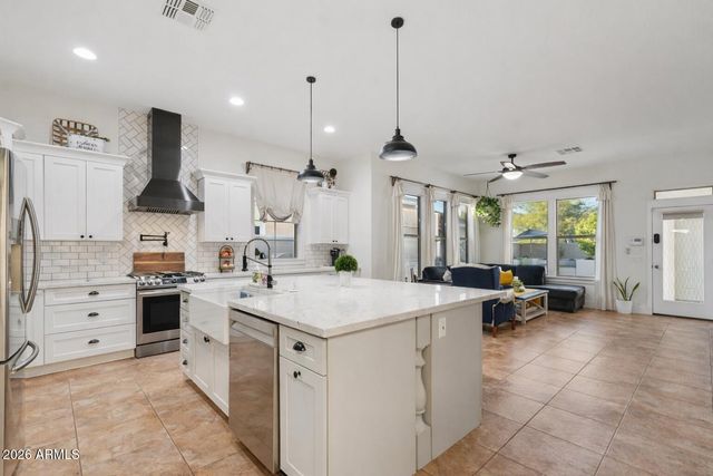 20906 W SUNRISE Lane, Buckeye, AZ 85396