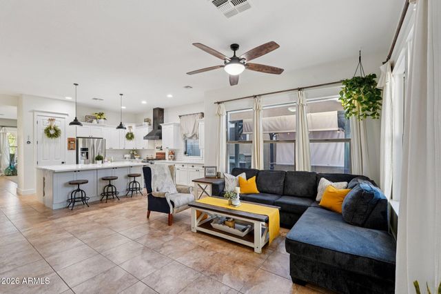 20906 W SUNRISE Lane, Buckeye, AZ 85396