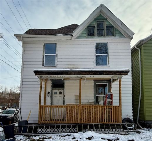 841 2nd Ave, Beaver Falls, PA 15010