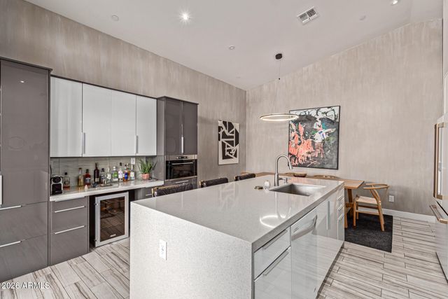 8302 E HEATHERBRAE Drive, Scottsdale, AZ 85251