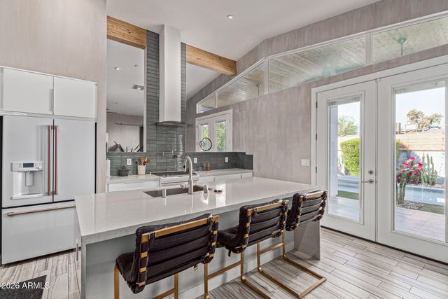 8302 E HEATHERBRAE Drive, Scottsdale, AZ 85251